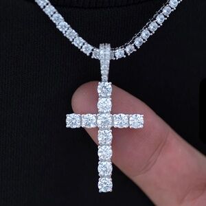 DRMD chain & pendant, brand new